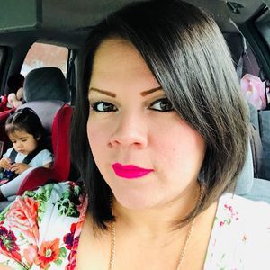 Meet your Posher, Itzel romina